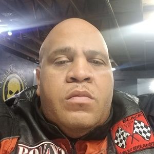 Meet your Posher, Desmond